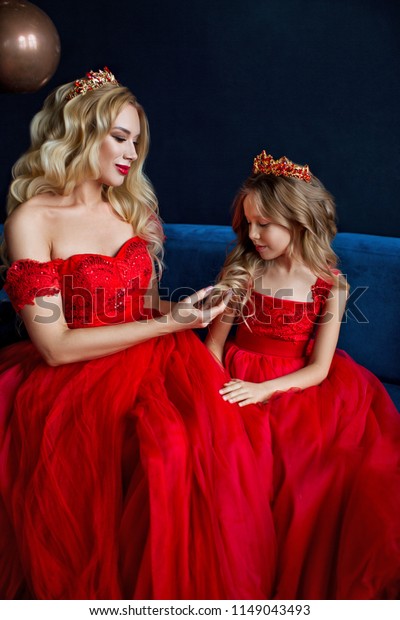 mother daughter red dresses