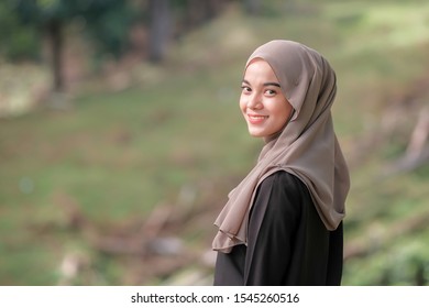 56,392 Islamic student Images, Stock Photos & Vectors | Shutterstock