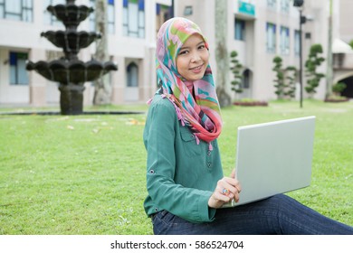 Portrait Muslim Student Laptop Stock Photo 586524704 | Shutterstock