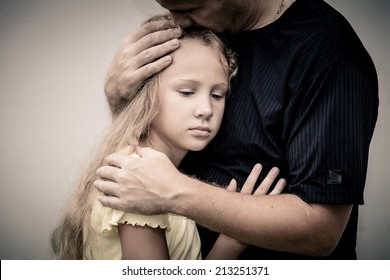 10,006 Dad and teenage daughter Images, Stock Photos & Vectors ...