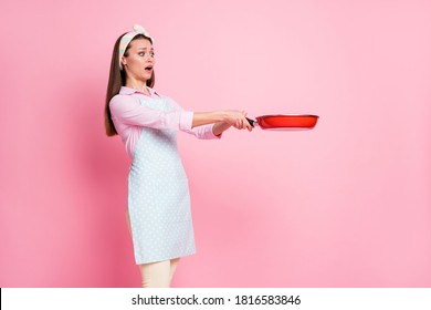 Portrait Of Panic Anxious Girl Chef Hold Frying Pan Burning Organic Food Tasty Dinner Fail Problem Wear Style Stylish Trendy Shirt Isolated Pastel Color Background