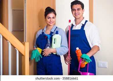 427 Indian woman cleaning house Images, Stock Photos & Vectors ...