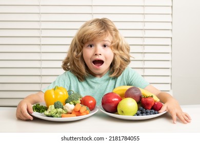 Portrait Preteen Child Eat Fresh Healthy Stock Photo 2181784055 ...