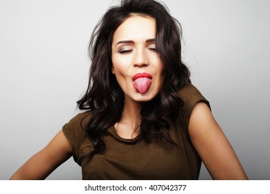 346,953 Girl Hand Mouth Images, Stock Photos & Vectors | Shutterstock