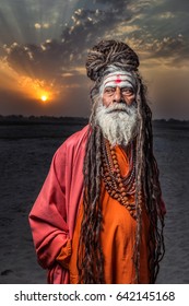 4,115 Sadhu Baba Stock Photos, Images & Photography | Shutterstock