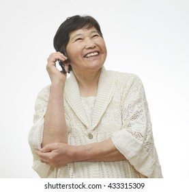 60代 女性 日本人 の画像 写真素材 ベクター画像 Shutterstock