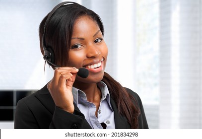 321,939 Customer service woman Images, Stock Photos & Vectors ...