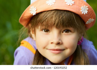 Jeune Fille Yeux Vert Brune Images Photos Et Images Vectorielles De Stock Shutterstock