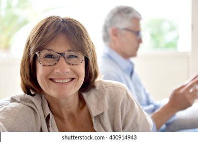 https://image.shutterstock.com/image-photo/portrait-smiling-senior-woman-husband-260nw-430914943.jpg
