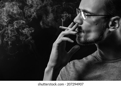 Portrait Smoking Man Cigarette His Hand Stock Photo 207294907 ...