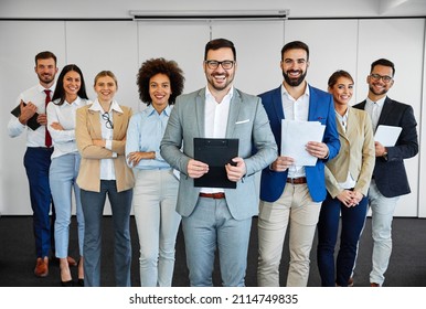 Portrait Of Succesful Young Business People Team In The Office