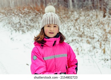 6,386 Girl teenager overalls Images, Stock Photos & Vectors | Shutterstock