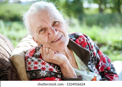 Portrait of a very old woman.