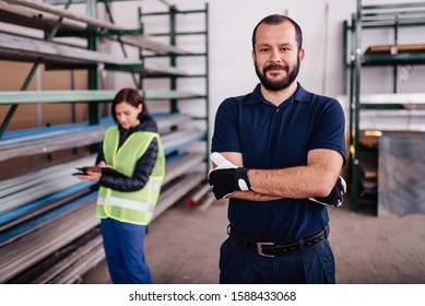 1,162 Warehouse store clerk Images, Stock Photos & Vectors | Shutterstock