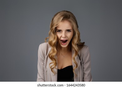 Portrait Young Angry Woman Screaming On Stock Photo 1644243580 ...