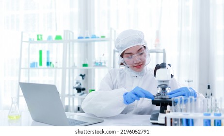 Portrait Young Asian Female Scientist Doing An Experiment In A Science Lab