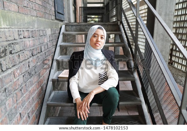hijab smart casual