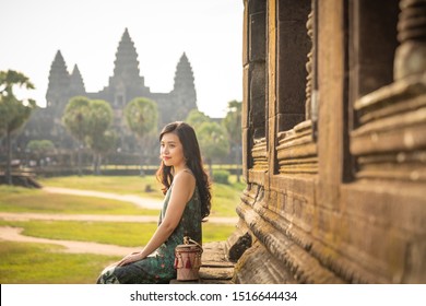 Cambodia Girl Images Stock Photos Vectors Shutterstock