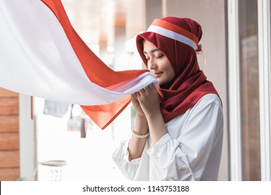 Sejarah dan Arti Kiasan Warna Bendera Merah Putih