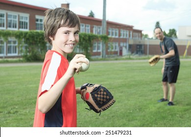 キャッチボール の画像 写真素材 ベクター画像 Shutterstock