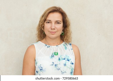 https://image.shutterstock.com/image-photo/portrait-young-blond-woman-white-260nw-729580663.jpg
