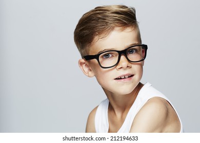 40,465 Children wearing glasses Images, Stock Photos & Vectors ...