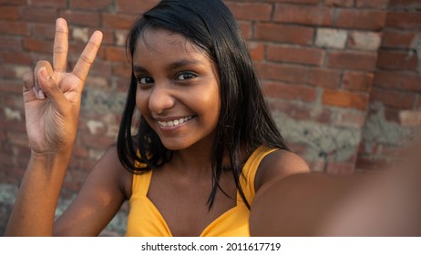 Ebony Skinned Indian Teens