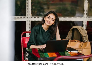 1,083 Indian girl luggage Images, Stock Photos & Vectors | Shutterstock