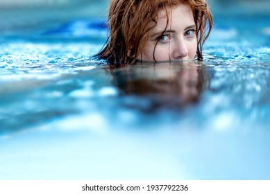 14,875 Woman wet hair pool Images, Stock Photos & Vectors | Shutterstock