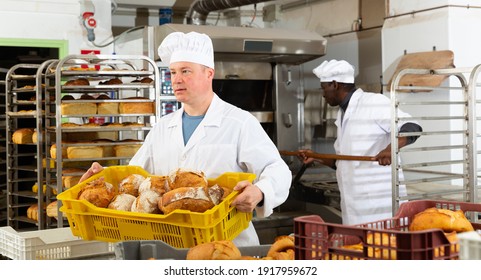 21,657 Catering worker Images, Stock Photos & Vectors | Shutterstock