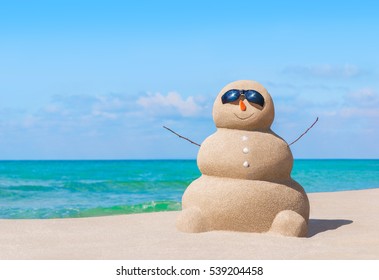 Sand snowman Images, Stock Photos & Vectors | Shutterstock