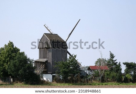  a Post mill in Poemmelte                              