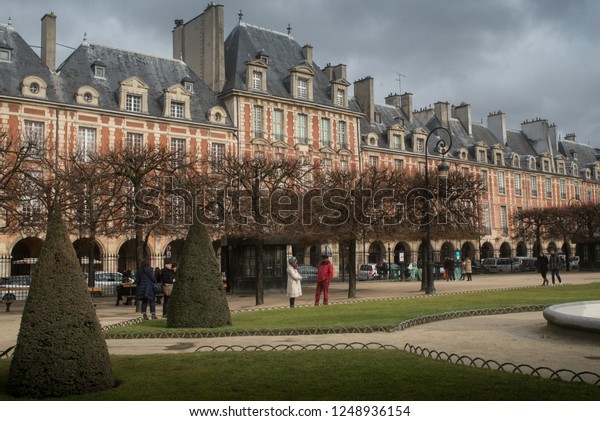 Post Rain Place Des Vosges Paris Stock Photo Edit Now