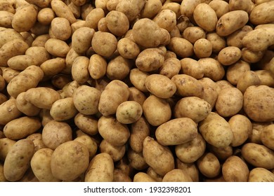 potato background in the market