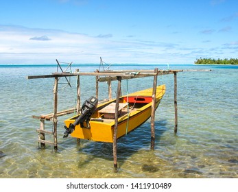 Poti Marara - A Fast Polynesian Power Boat For Fishing Mahi Mahi Fish. 