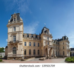 Potocki Palace In Lviv, Ukrainian. Currently - Lviv National Art Gallery.