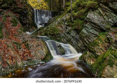 "Černohorský potok" in the Giant Mountains in autumn colors. One of the many smaller waterfalls along the stream."Černohorský potok" in the Krkonoše Mountains in autumn colors. Czech republic