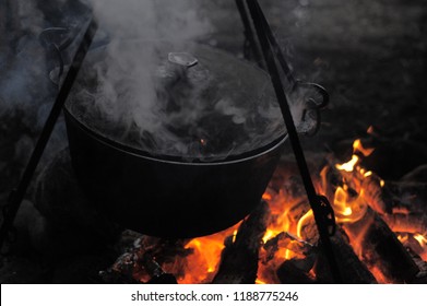 55,878 Old cooking pot Images, Stock Photos & Vectors | Shutterstock