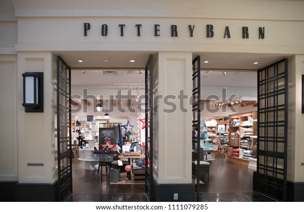 Pottery Barn Store Exterior Pottery Barn Stock Image Download Now