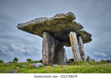 Poulnabrone Dolmen Portal Tomb, The Burren, Co. Clare, Ireland