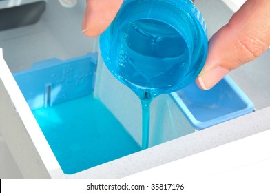 Pour Conditioner into a washing machine