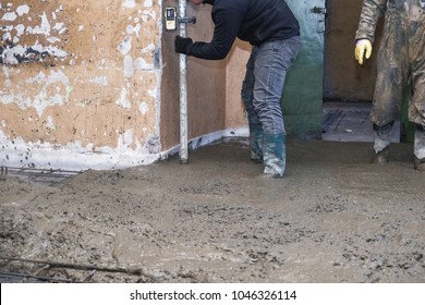 Pouring Concrete Slab Stock Photo 1046326114 | Shutterstock