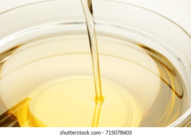 Pouring Cooking Oil Into Glass Bowl Stock Photo 715078603 | Shutterstock