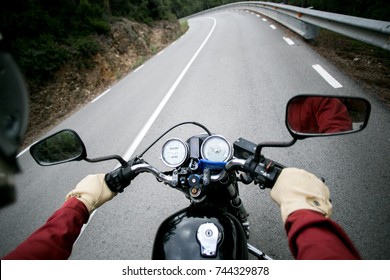 rear view mirror in bike