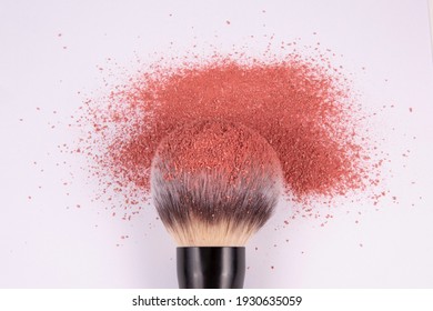 Powder Brush With Blush Powder