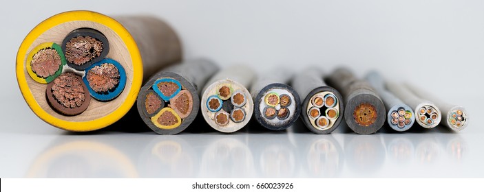 Power cable for electrical connection