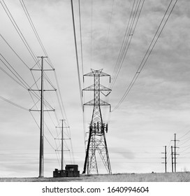 Power Lines In Suburban Parker Colorado, A Small Home Town In The Southeastern Corner Of The Denver Metropolitan 