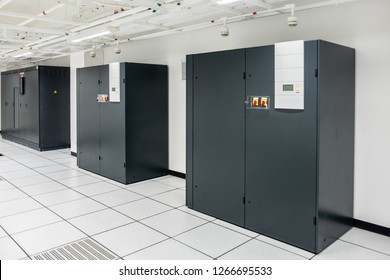 Imagenes Fotos De Stock Y Vectores Sobre Computer Room Air