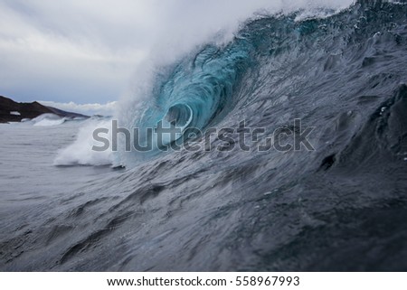 Powerfull wave