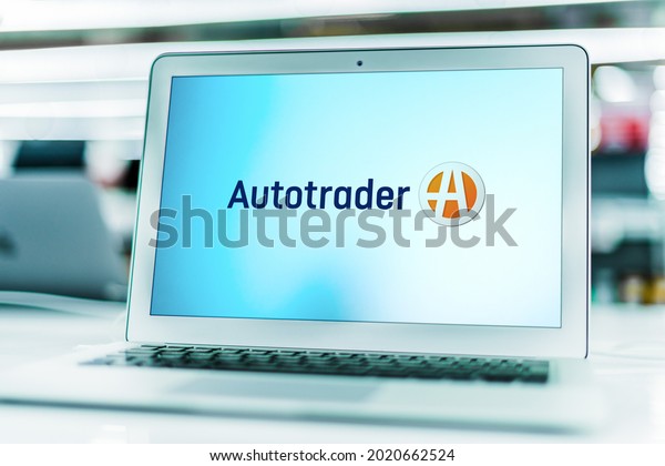 POZNAN, POL -\
MAR 15, 2021: Laptop computer displaying logo of Autotrader.com, an\
online marketplace, which functions as an online marketplace for\
car purchasers and\
sellers